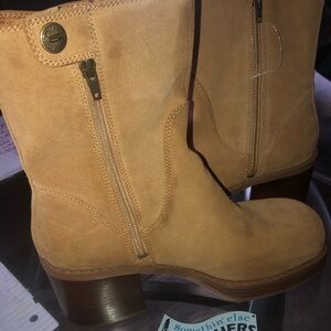 Skechers Tan Heeled Boots